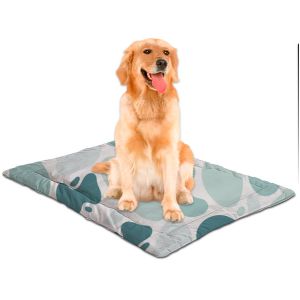  Pet Mat - Lightweight easy to carry and a customizable area for the pet's name and photo.